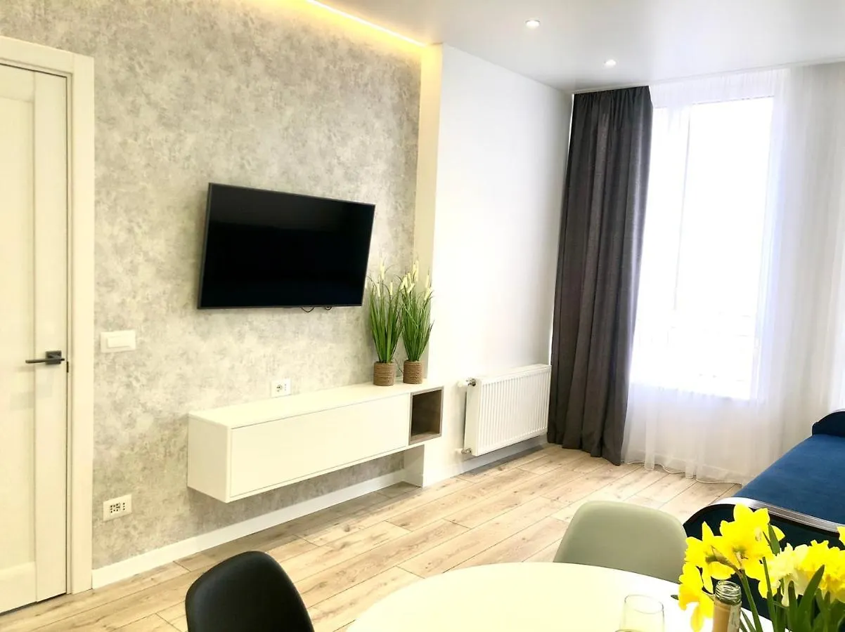 Osapart Vip Apartment In A Complex Semycvit Lviv 0*,