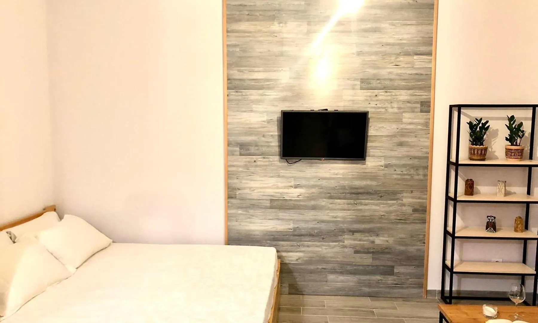 Osapart Vip Apartment In A Complex Semycvit Lviv